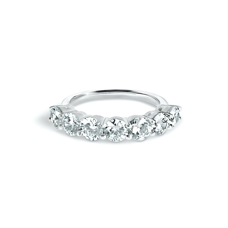 Diamond eternity ring  with round diamonds