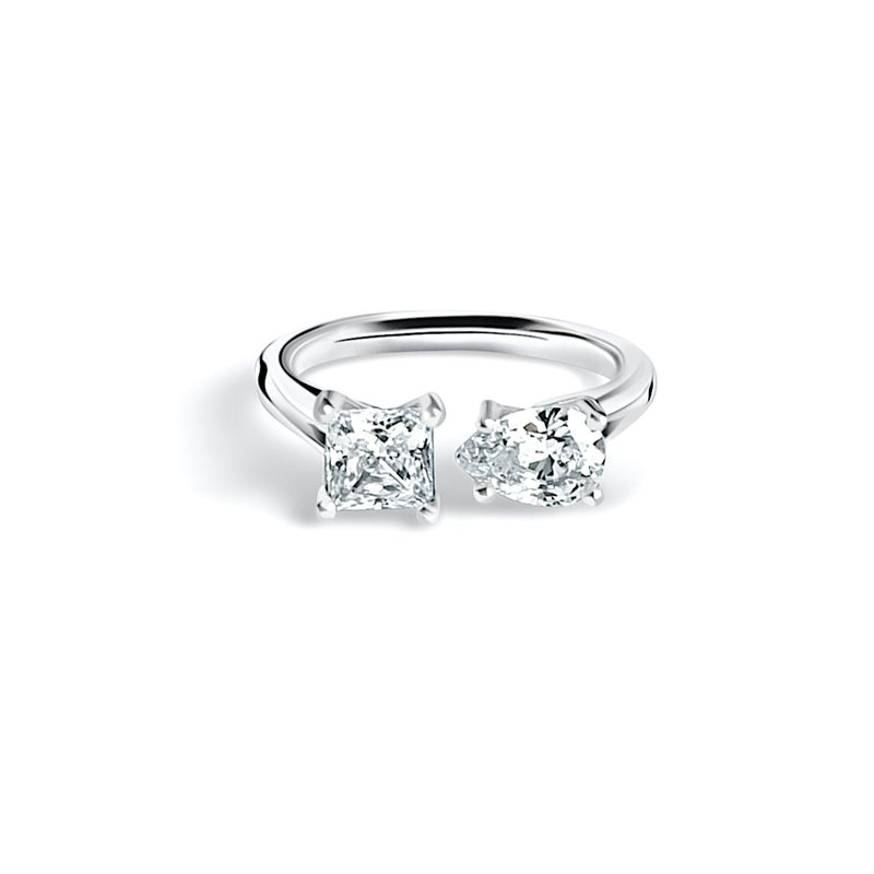 Toi et Moi two stone diamond engagement ring 