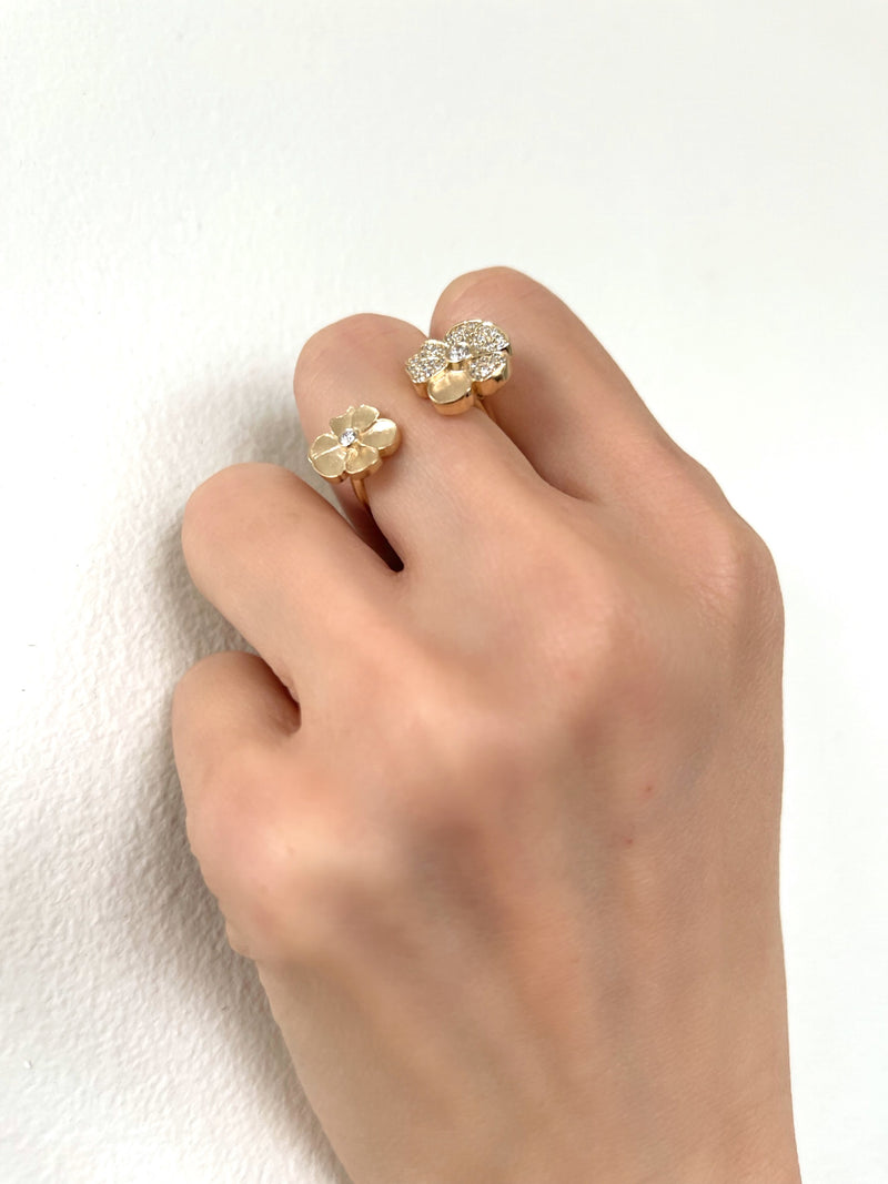 Joie Gold Diamond Flower Ring